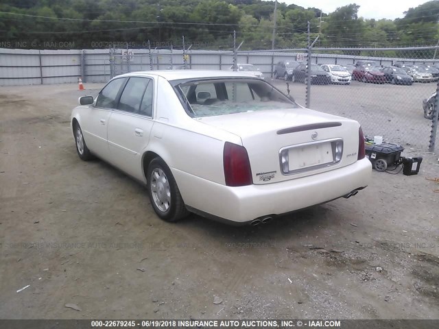 1G6KD54Y62U216010 - 2002 CADILLAC DEVILLE WHITE photo 3