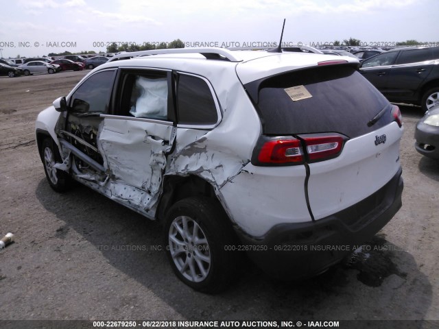 1C4PJLCB7GW137051 - 2016 JEEP CHEROKEE LATITUDE WHITE photo 3