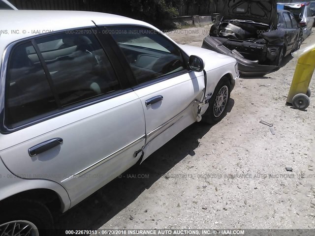 2MEFM74W81X702199 - 2001 MERCURY GRAND MARQUIS GS WHITE photo 6