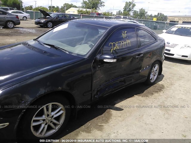 WDBRN47J32A172758 - 2002 MERCEDES-BENZ C 230K SPORT COUPE BLACK photo 6