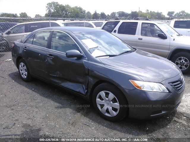 4T4BE46K48R047614 - 2008 TOYOTA CAMRY CE/LE/XLE/SE GRAY photo 1