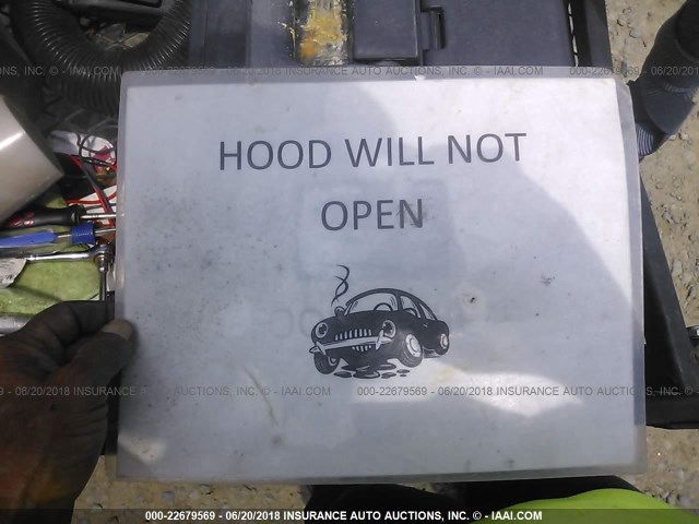 4T1BF28KXYU956384 - 2000 TOYOTA CAMRY LE/XLE BEIGE photo 10