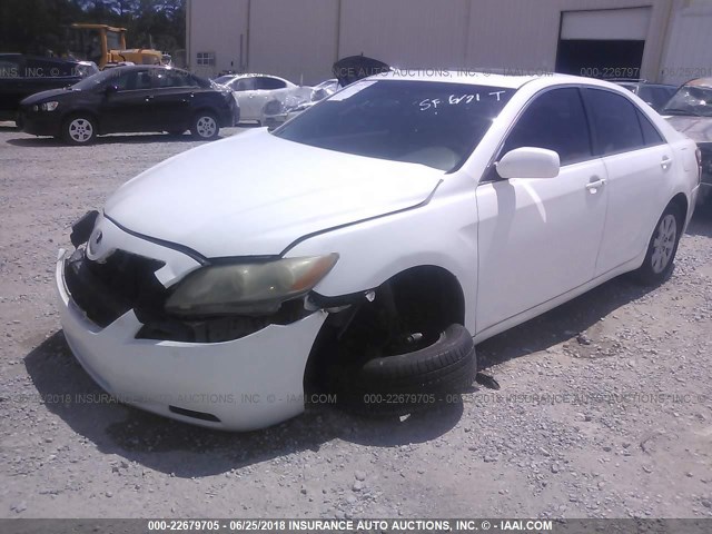 4T1BK46K87U538415 - 2007 TOYOTA CAMRY NEW GENERAT LE/XLE/SE WHITE photo 2