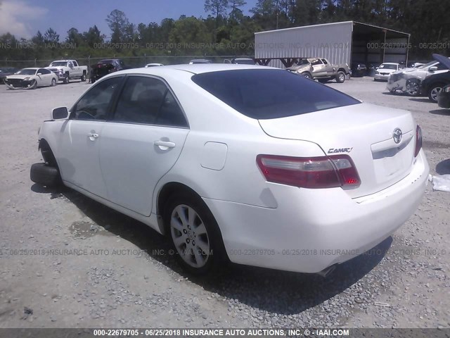 4T1BK46K87U538415 - 2007 TOYOTA CAMRY NEW GENERAT LE/XLE/SE WHITE photo 3