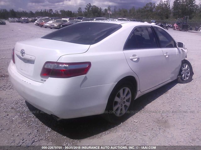 4T1BK46K87U538415 - 2007 TOYOTA CAMRY NEW GENERAT LE/XLE/SE WHITE photo 4