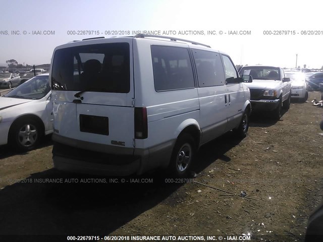 1GKDM19W21B514252 - 2001 GMC SAFARI XT WHITE photo 4