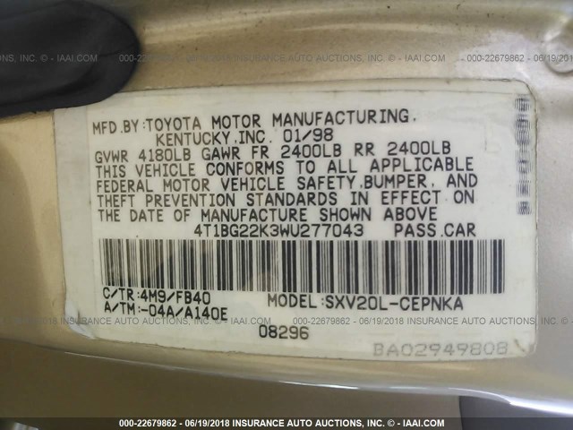 4T1BG22K3WU277043 - 1998 TOYOTA CAMRY CE/LE/XLE GOLD photo 9