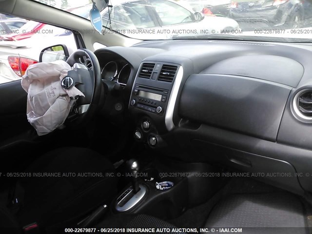 3N1CE2CPXEL373868 - 2014 NISSAN VERSA NOTE S/S PLUS/SV/SL SILVER photo 5