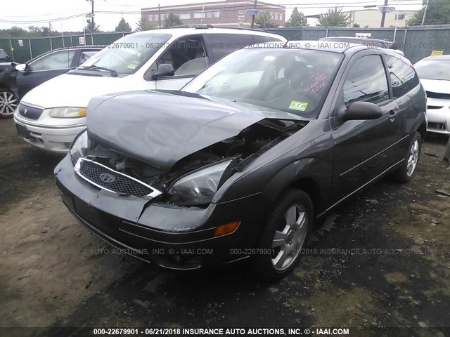 1FAHP31N57W283695 - 2007 FORD FOCUS ZX3/S/SE/SES GRAY photo 2