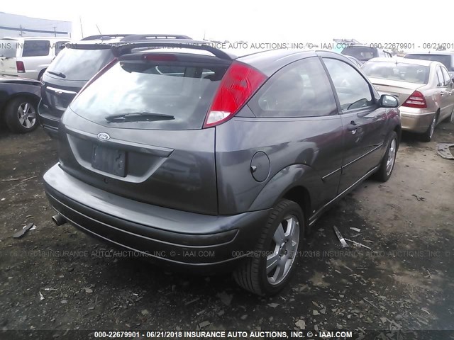 1FAHP31N57W283695 - 2007 FORD FOCUS ZX3/S/SE/SES GRAY photo 4