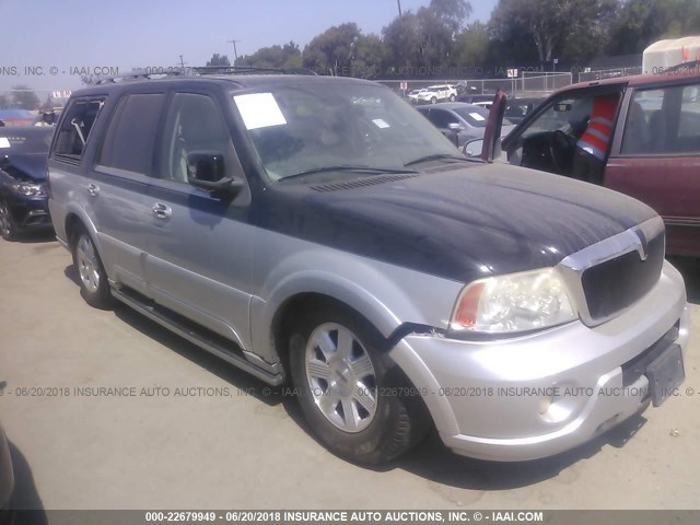 5LMFU27R44LJ24056 - 2004 LINCOLN NAVIGATOR SILVER photo 1