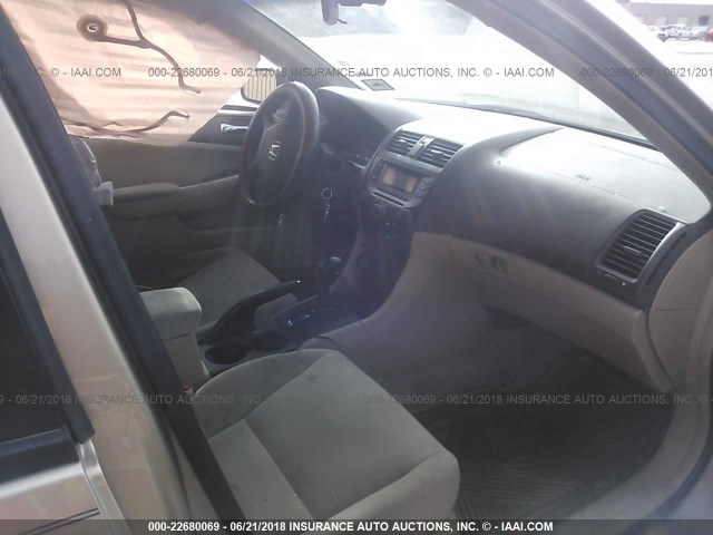 1HGCM56136A161252 - 2006 HONDA ACCORD VALUE BEIGE photo 5