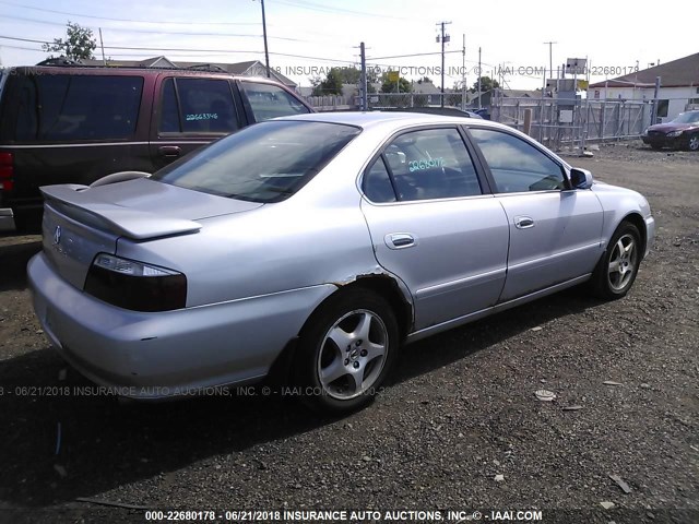 19UUA56602A034106 - 2002 ACURA 3.2TL SILVER photo 4