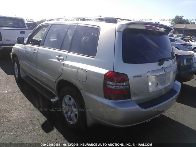 JTEHF21A330146557 - 2003 TOYOTA HIGHLANDER LIMITED GOLD photo 3