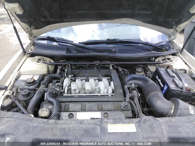 1LNHM97V3XY693747 - 1999 LINCOLN CONTINENTAL  CREAM photo 10