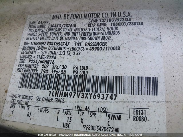 1LNHM97V3XY693747 - 1999 LINCOLN CONTINENTAL  Creme Foto 9