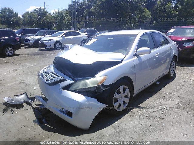 4T1BE46K37U148880 - 2007 TOYOTA CAMRY NEW GENERAT CE/LE/XLE/SE SILVER photo 2