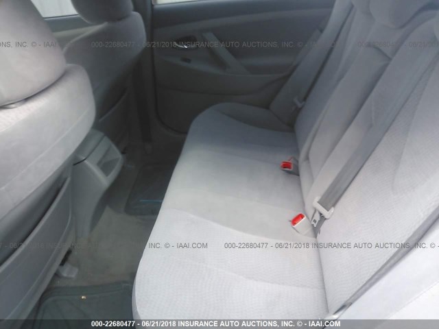 4T4BF3EK2AR020765 - 2010 TOYOTA CAMRY SE/LE/XLE SILVER photo 8