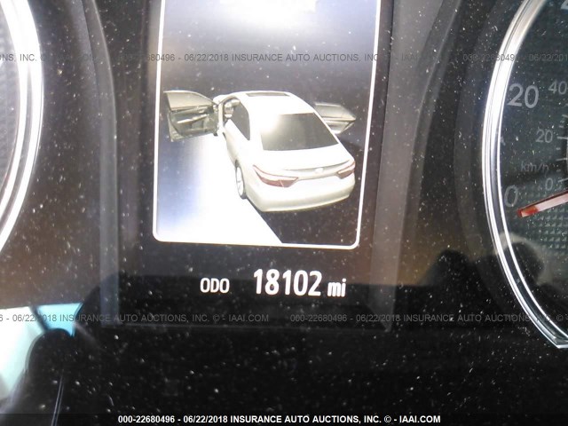 4T1BF1FK7HU267867 - 2017 TOYOTA CAMRY LE/XLE/SE/XSE WHITE photo 7