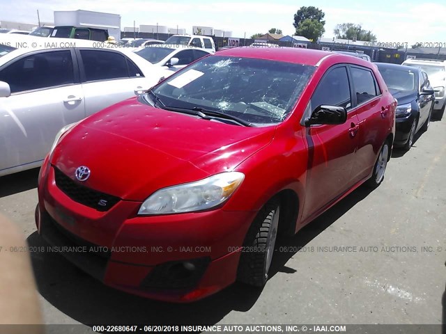 2T1KE40E69C001699 - 2009 TOYOTA COROLLA MATRIX S RED photo 2