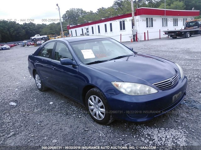 4T1BE32K75U020154 - 2005 TOYOTA CAMRY LE/XLE/SE Mavi foto 1