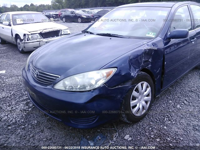 4T1BE32K75U020154 - 2005 TOYOTA CAMRY LE/XLE/SE Mavi foto 6