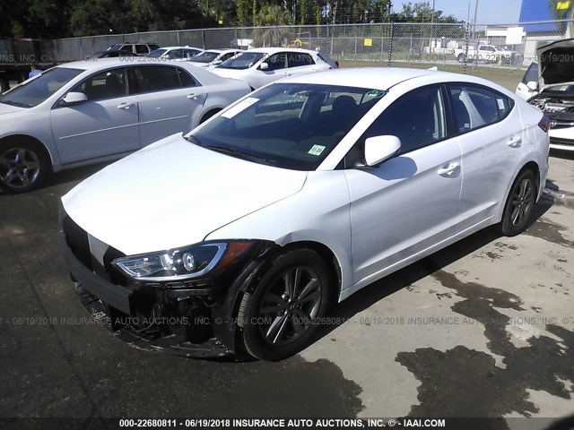 5NPD84LF7JH227210 - 2018 HYUNDAI ELANTRA SEL/VALUE/LIMITED WHITE photo 2