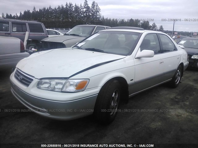 JT2BG22K010583565 - 2001 TOYOTA CAMRY CE/LE/XLE 白色 照片 2