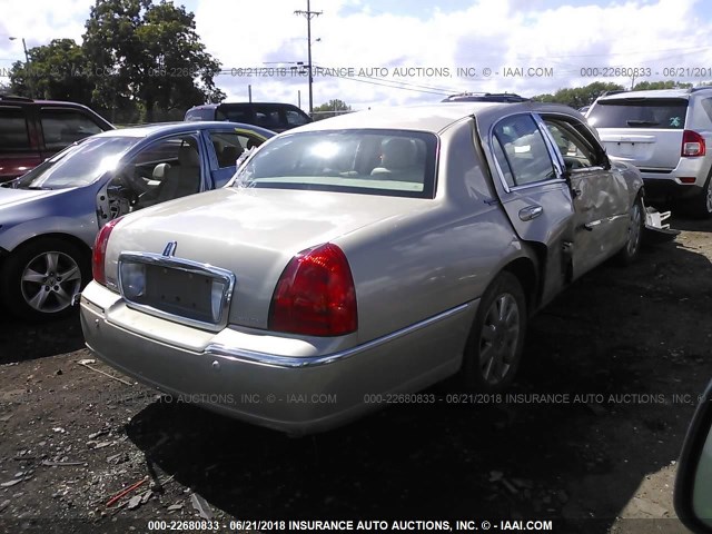 1LNHM82W55Y607071 - 2005 LINCOLN TOWN CAR SIGNATURE LIMITED TAN photo 4