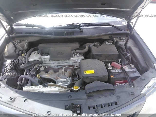 4T1BF1FKXCU202956 - 2012 TOYOTA CAMRY SE/LE/XLE ნაცრისფერი ფოტო 10