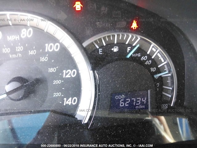 4T1BF1FKXCU202956 - 2012 TOYOTA CAMRY SE/LE/XLE ნაცრისფერი ფოტო 7