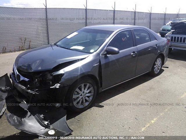 4T1BD1FK7EU137072 - 2014 TOYOTA CAMRY HYBRID/LE/XLE 灰色 照片 2