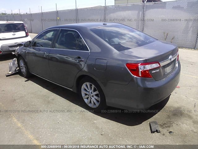 4T1BD1FK7EU137072 - 2014 TOYOTA CAMRY HYBRID/LE/XLE 灰色 照片 3