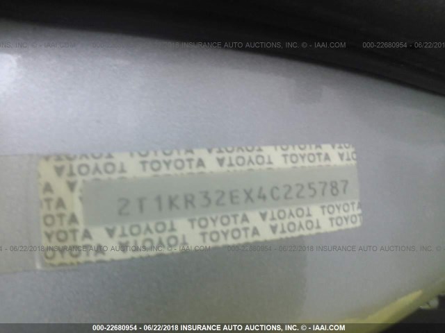 2T1KR32EX4C225787 - 2004 TOYOTA COROLLA MATRIX XR SILVER photo 9