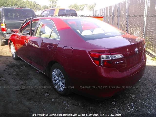 4T4BF1FK4ER439581 - 2014 TOYOTA CAMRY L/SE/LE/XLE RED photo 3