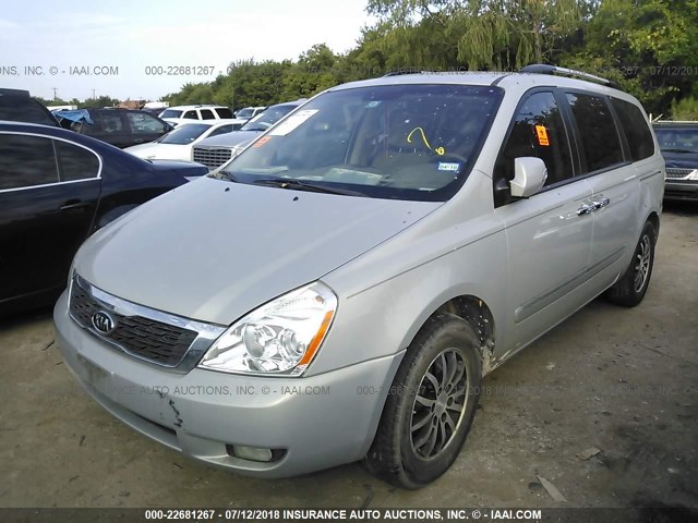 KNDMH4C79C6465856 - 2012 KIA SEDONA EX GRAY photo 2