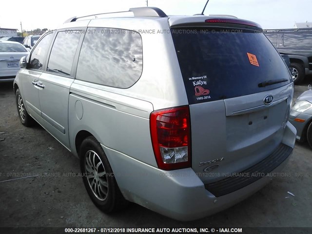 KNDMH4C79C6465856 - 2012 KIA SEDONA EX GRAY photo 3