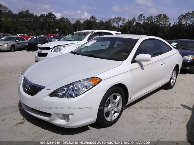 4T1CE38P94U853878 - 2004 TOYOTA CAMRY SOLARA SE/SLE WHITE photo 2