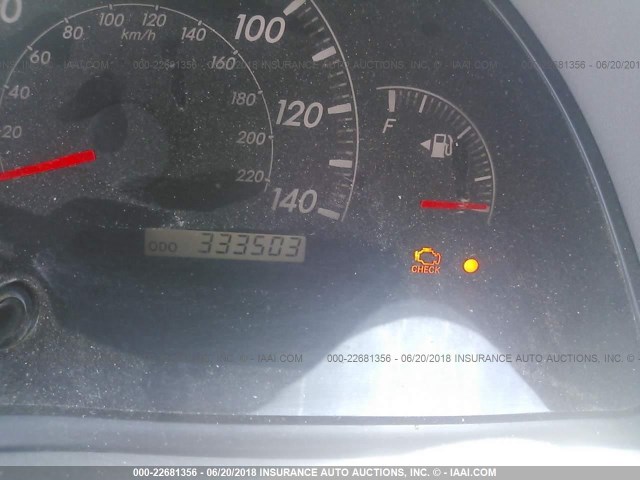 4T1BF32K05U620737 - 2005 TOYOTA CAMRY LE/XLE/SE ვერცხლისფერი ფოტო 7