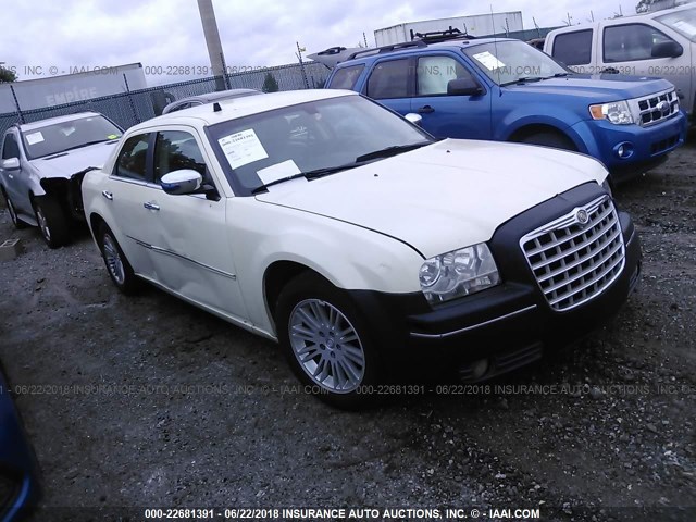 2C3CA5CV7AH164507 - 2010 CHRYSLER 300 TOURING WHITE photo 1