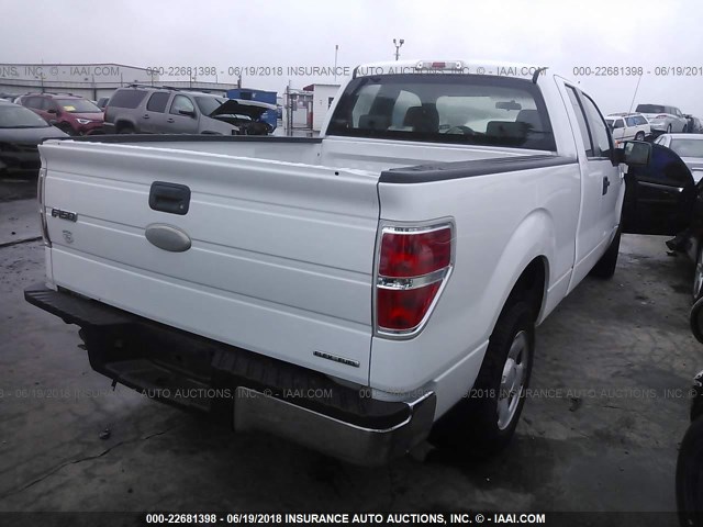 1FTRX12839FB08568 - 2009 FORD F150 SUPER CAB WHITE photo 4