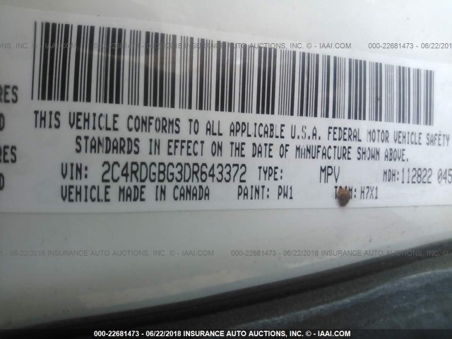 2C4RDGBG3DR643372 - 2013 DODGE GRAND CARAVAN SE WHITE photo 9