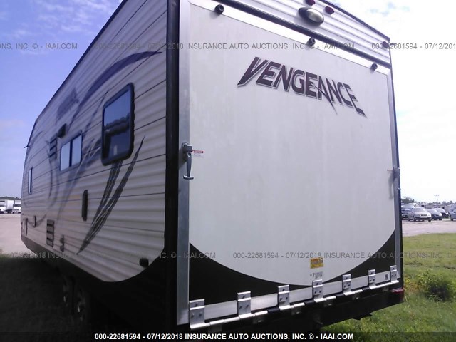 4X4TCTA22DY205374 - 2013 FOREST RIVER VENGEANCE  黑色 照片 3