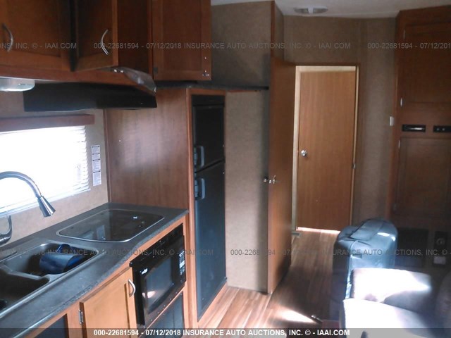 4X4TCTA22DY205374 - 2013 FOREST RIVER VENGEANCE  黑色 照片 5