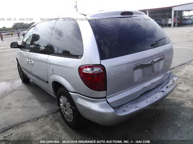 1C4GP45R55B404450 - 2005 CHRYSLER TOWN & COUNTRY  SILVER photo 3