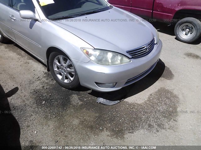 4T1BE30K55U593847 - 2005 TOYOTA CAMRY LE/XLE/SE 银色 照片 6