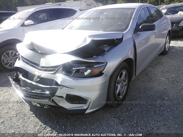 1G1ZB5ST3HF265311 - 2017 CHEVROLET MALIBU LS 银色 照片 2
