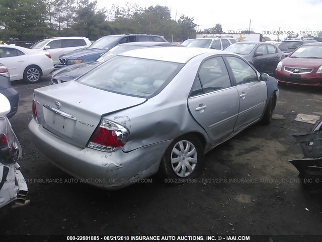 4T1BE32K95U005462 - 2005 TOYOTA CAMRY LE/XLE/SE ვერცხლისფერი ფოტო 4