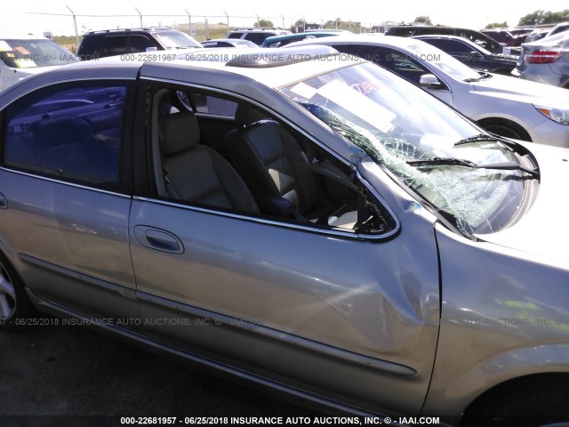 JN1DA31D42T417109 - 2002 NISSAN MAXIMA GLE/GXE/SE GRAY photo 6