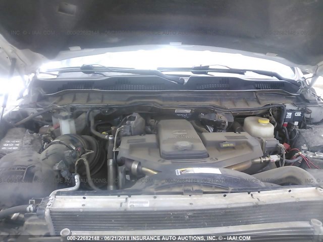 3C6UR5JL6FG524293 - 2015 RAM 2500 SLT Biały zdjęcie 10
